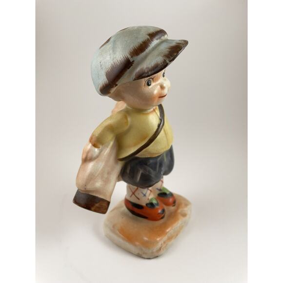 Vintage Ceramic Golfer Caddy Figurine - Picture 2 of 9